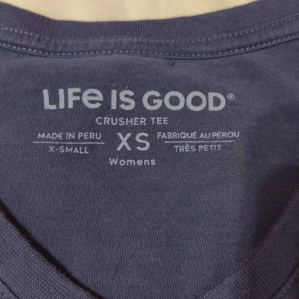 Beautiful blue Life is Good crusher tee, sz XS - Picture 7 of 12
